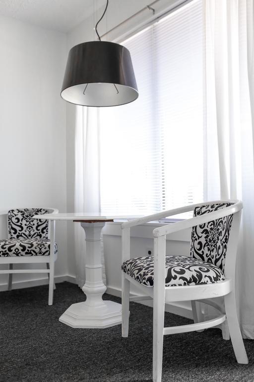 Sole East Beach Montauk Room photo